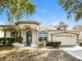 450 Chapelwood Dr, Apopka, FL 32712