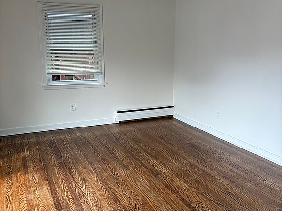4th image of 28 Cross St #2