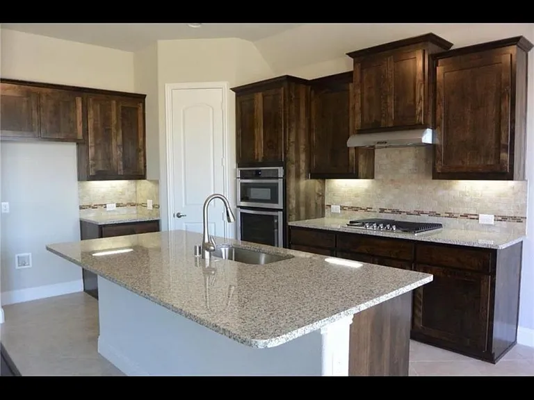 13707 El Toro Rd — Photo 9