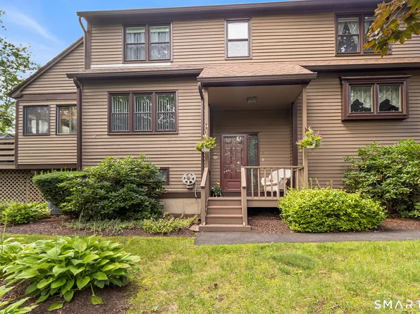 11 Sprucebrook Trail #11, Monroe, CT 06468