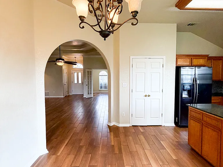 4512 Crested Butte Dr — Photo 8