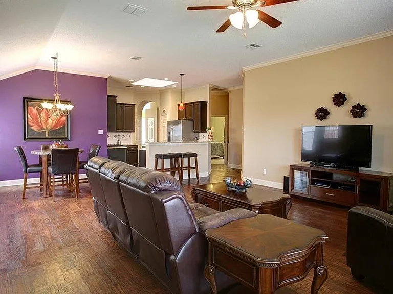 4506 Highlands Dr — Photo 5