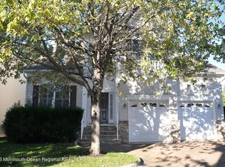 69 Teagan Ct, Atlantic Highlands, NJ 07716