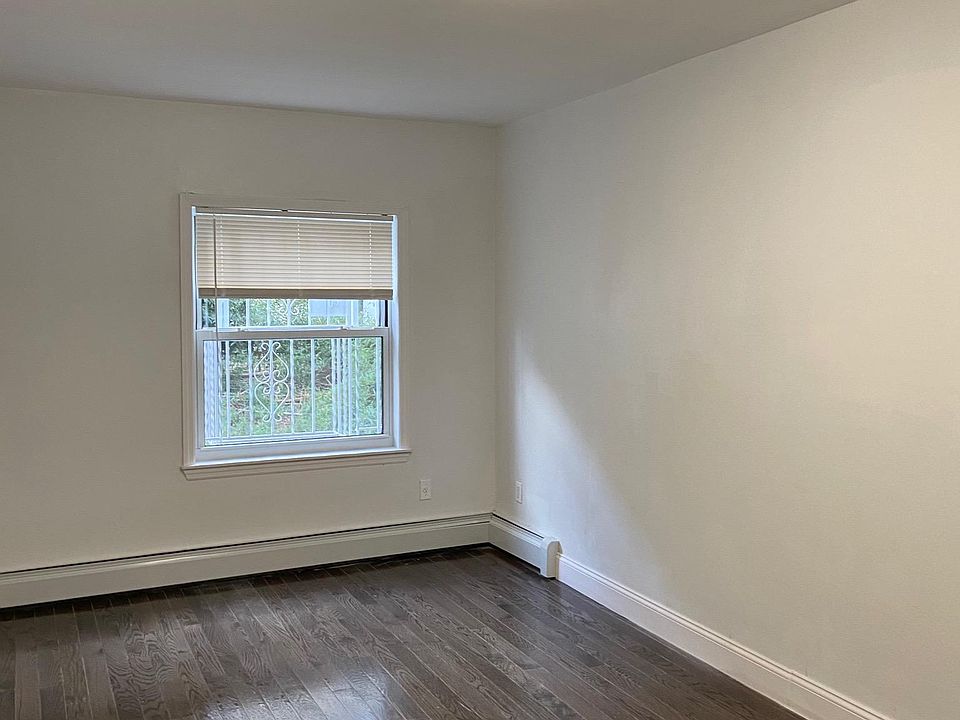 2nd image of 117-23 9th Ave #1