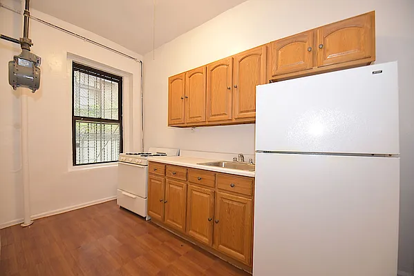Rented by Keller Williams NYC | media 28