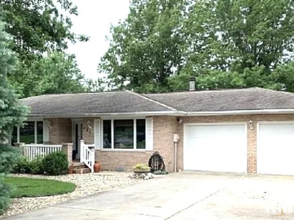 520 NW 8th Ave, Galva, IL 61434