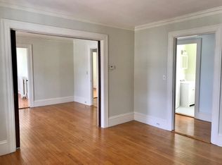 1 Central St, Bristol, RI 02809