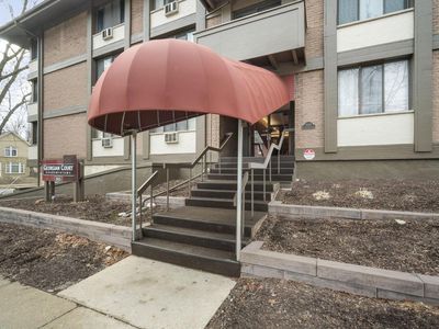 2025 E Greenwich AVENUE #201, Milwaukee, WI, 53211