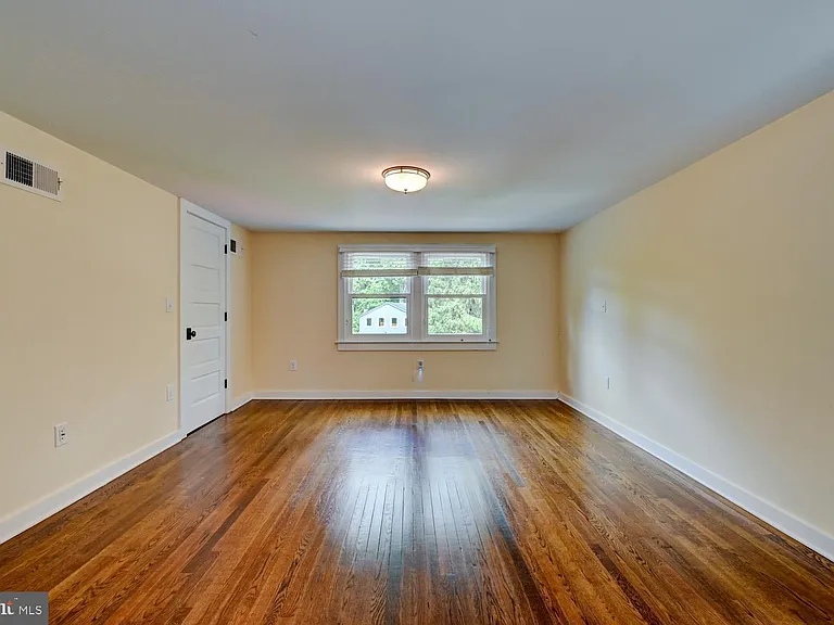353 Cherry Hill Rd — Photo 25