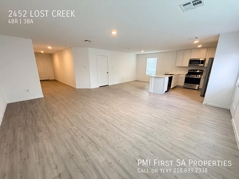 2452 Lost Creek Rd — Photo 4