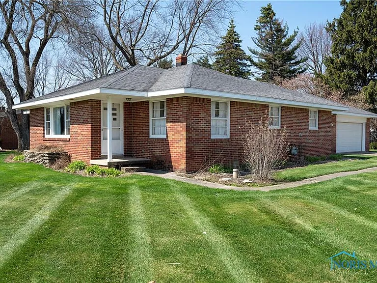 28509 McCarty Dr — Photo 1