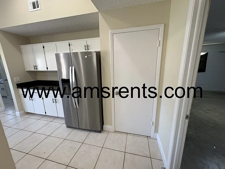 1080 Hali Ridge Ct — Photo 10