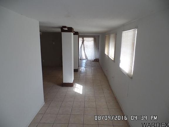 4th image of 1104 Zircon Ln