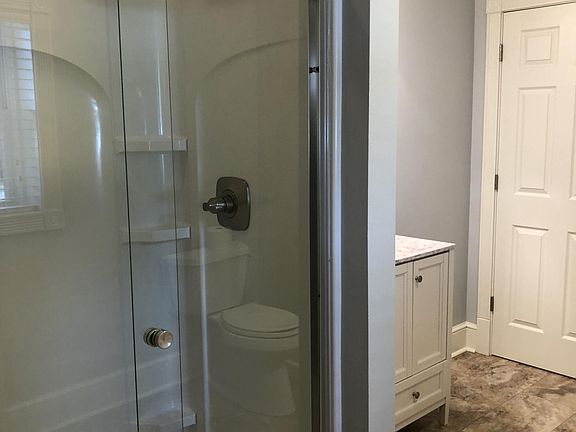 1st Floor master bath