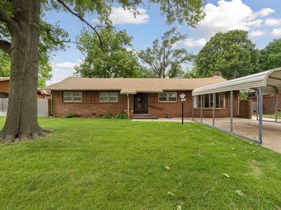 811 N Maus Ln, Wichita, KS, 67212