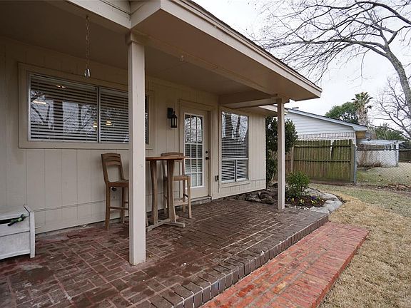 5th image of 3142 Oyster Cove Dr