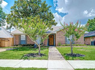 5614 Braesvalley Dr, Houston, TX 77096