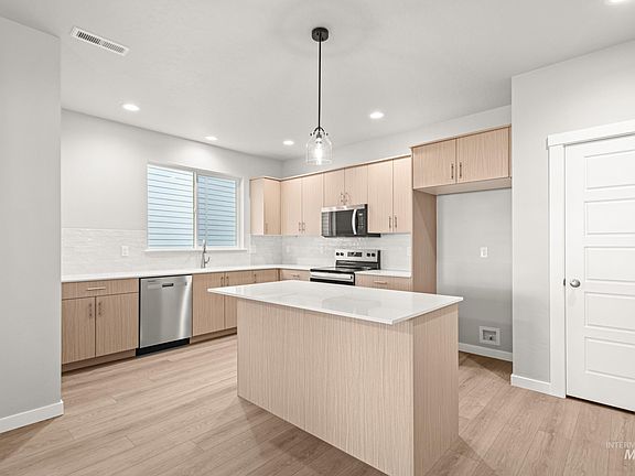 3rd image of 6780 W Redwood Creek Dr