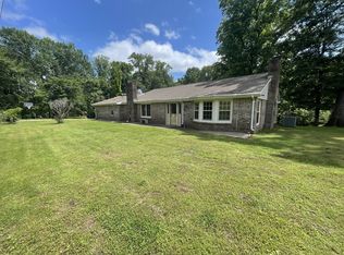 1061 Wheeler View Dr, Muscle Shoals, AL 35661