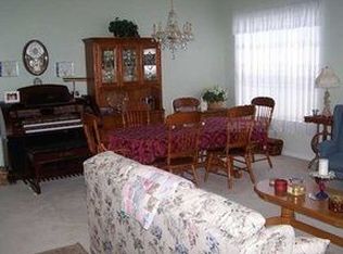 5426 Braddock Dr, Zephyrhills, FL 33541