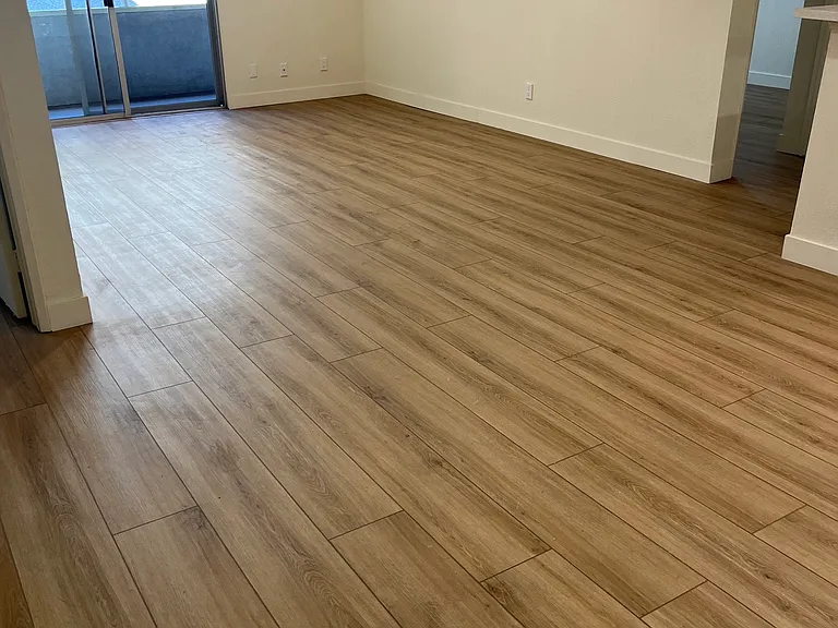 1051 Justin Ave — Photo 23