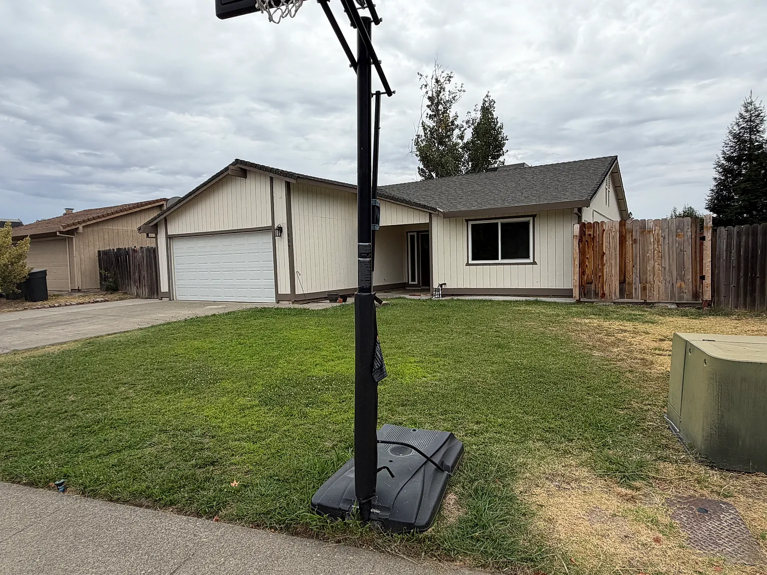 3 bed, 1307 sqft, $2,750 — Photo 3