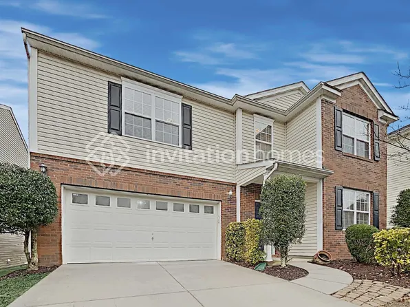 7615 Carrington Forest Ln, Matthews, NC 28105