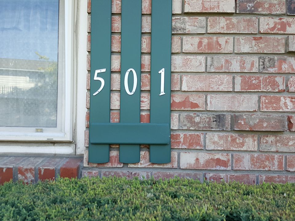 2nd image of 501 Smithridge Park