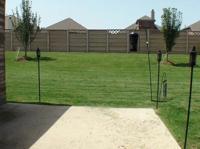 1601 White Willow Ln — Photo 24