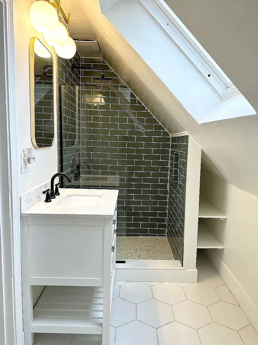 14 Victory Rd — Photo 2