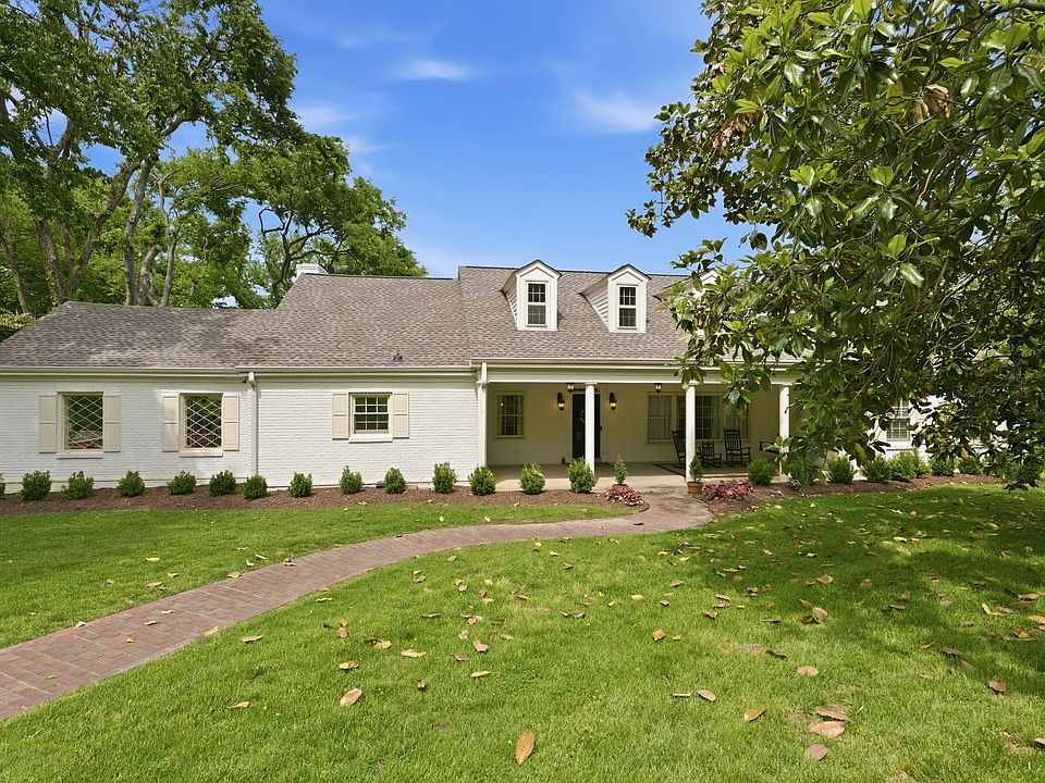 1st image of 1084 Lynnwood Blvd
