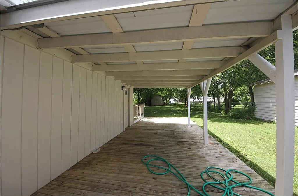 Spacious 3 bedroom in Wayne Township — Photo 3