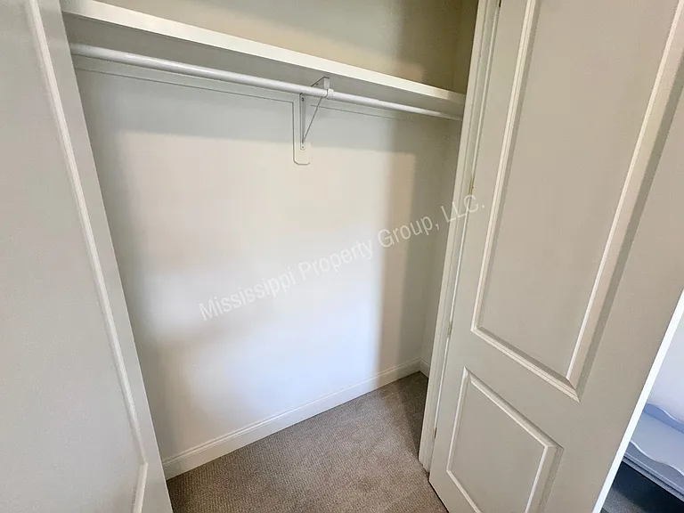721 Primrose Dr — Photo 22