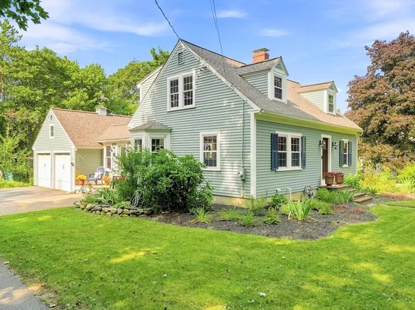 26 Concord Rd, Acton, MA 01720
