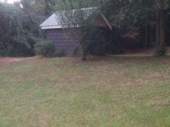 3rd image of 2044 W Pine St
