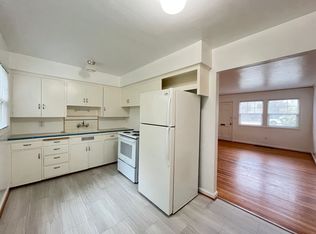 2607 N Rosa Parks Way #4, Portland, OR 97217