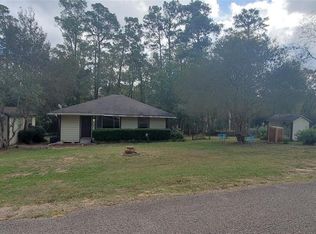 717 Cherokee Dr, Montgomery, TX 77316