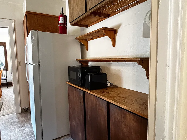 2615 Parker St — Photo 10
