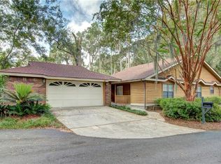 25 Bay Tree Ct E, Saint Simons Island, GA 31522