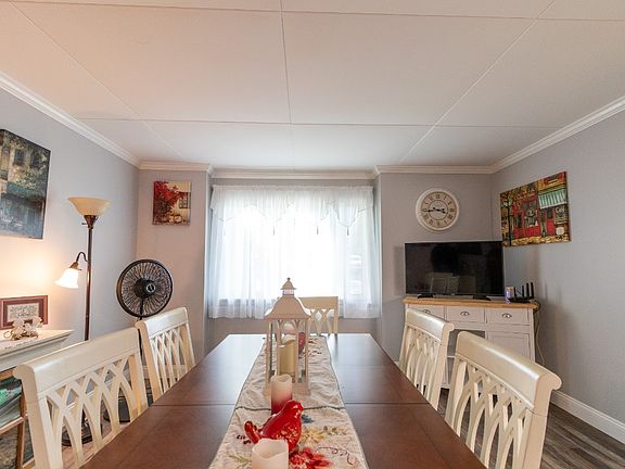 5th image of 1303 Oakmont Ave