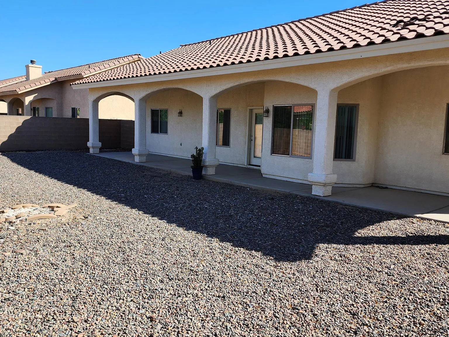 3 bed, 1572 sqft, $1,600 — Photo 2