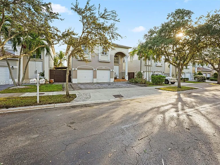 11258 NW 47th Ln — Photo 6