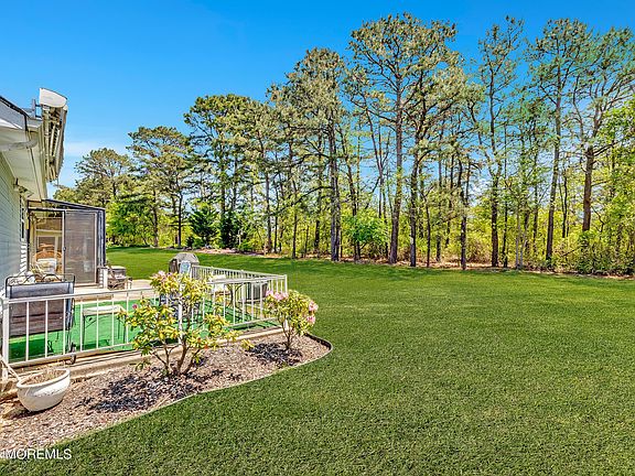 3rd image of 64 Canterbury Lane