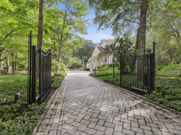20 White Deer Ln, Harding Twp., NJ 07960