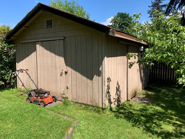 1330 Lahti Dr, Bellingham, WA 98226