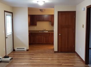 552 E Bronson Rd APT 2, Seymour, WI 54165