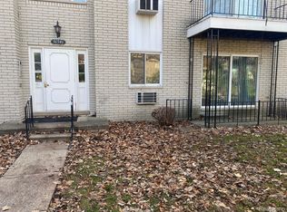 36546 Union Lake Rd APT 25, Harrison Township, MI 48045