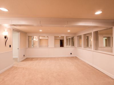 5580 E Bails Dr, Denver, CO, 80222