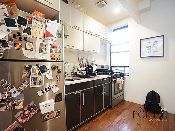 5th image of 625 Sterling Pl #1A
