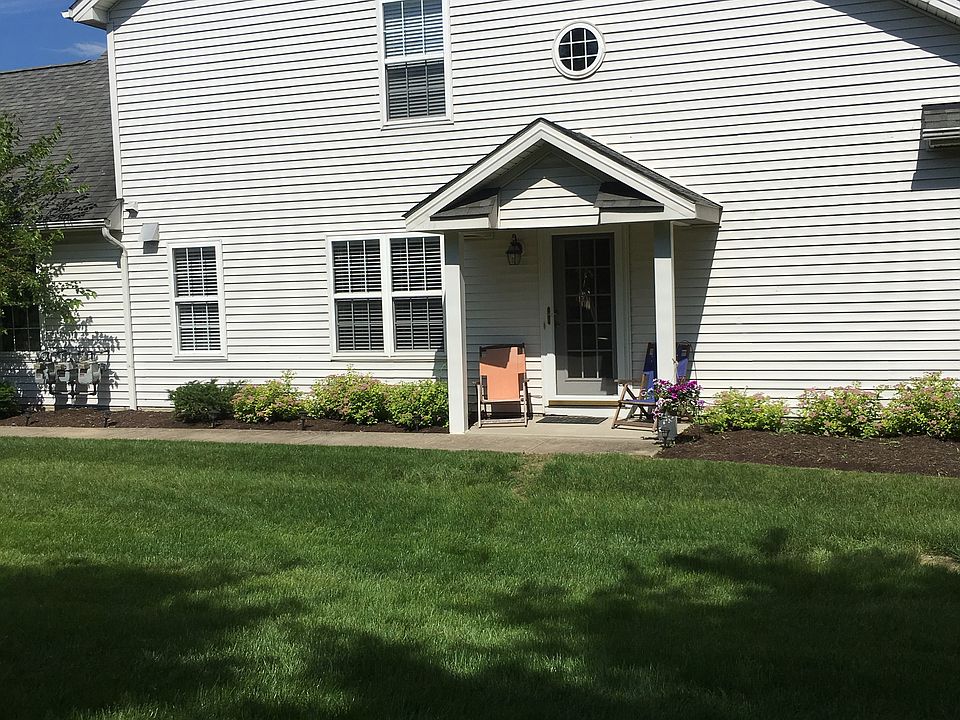 1st image of 691 Ashberry Ct
